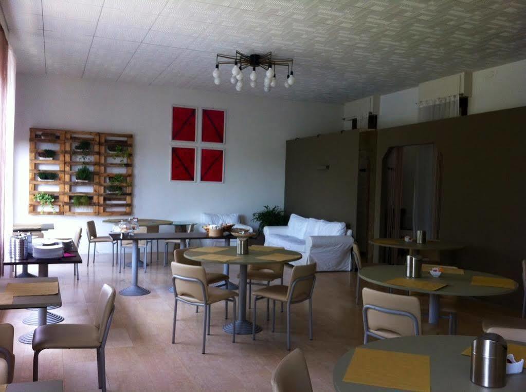 Hotel San Francesco Borgomanero Kültér fotó